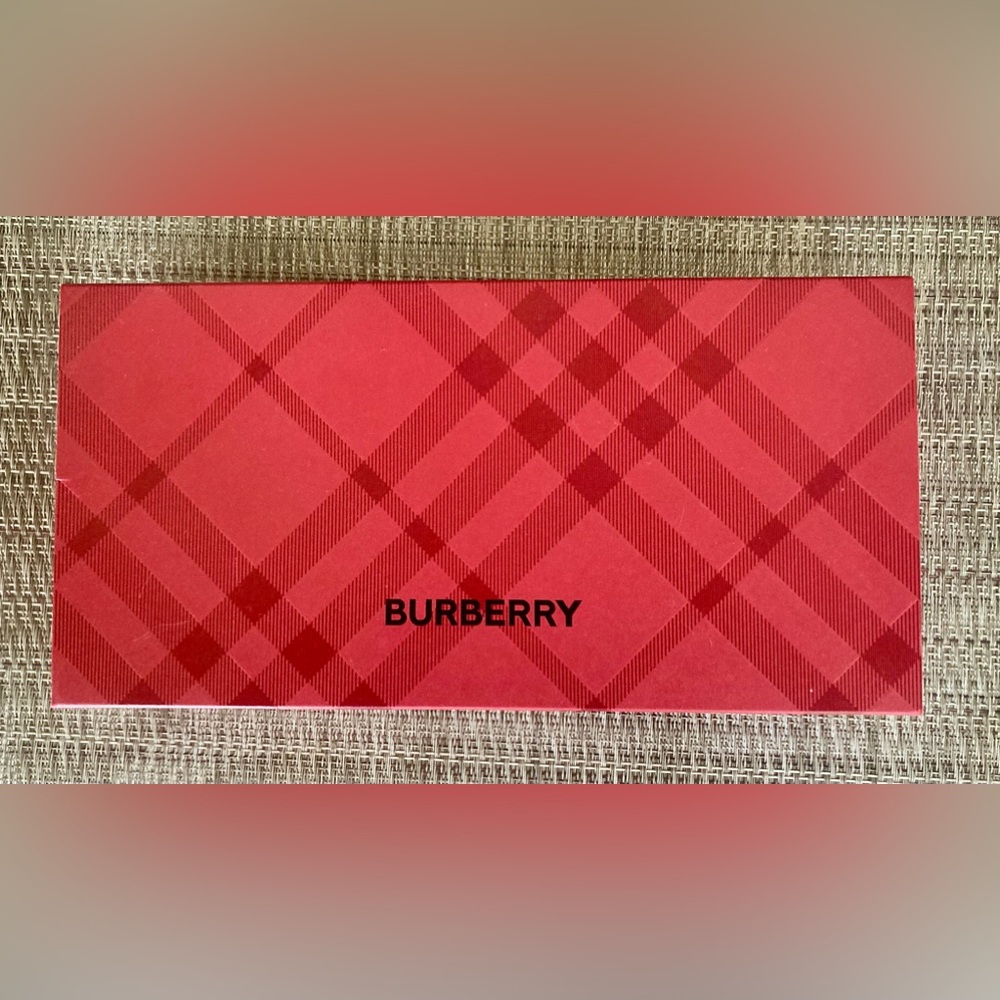 NIB - Burberry Star Ornaments